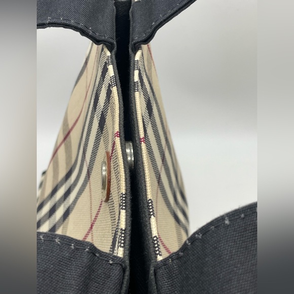 Burberry Nova Print HandBag - Picture 12 of 14